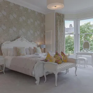 stockbridge-townhouse-the-edinburgh-address.edinburghhotelsuk.org/